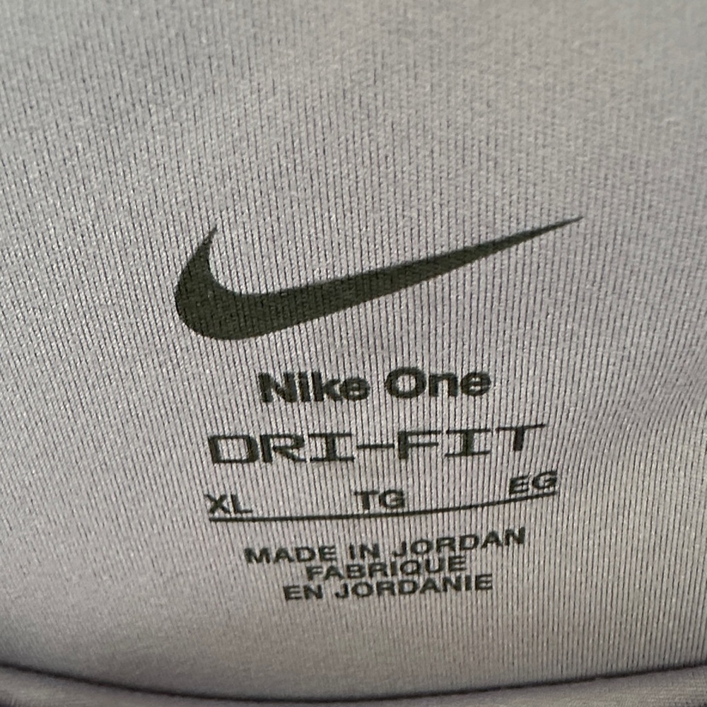 Nike Women's Purple Bike Shorts - Picture 2 of 13